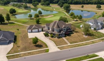 1801 N Dewey St, Auburn, IN 46706
