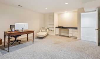 8201 HECTIC HILL Ln, Rockville, MD 20854