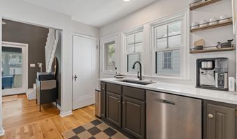 818 Chelsea Ave, Columbus, OH 43209