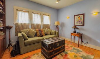 210 E 6th Ave, Escondido, CA 92025