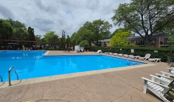 707 E Falcon Dr C109, Arlington Heights, IL 60005