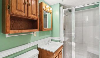236 Strese Ln, Apple Valley, MN 55124