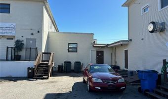 39 Greenville Ave, Johnston, RI 02919