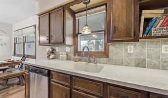 10560 SW Dennett Rd, Augusta, KS 67010