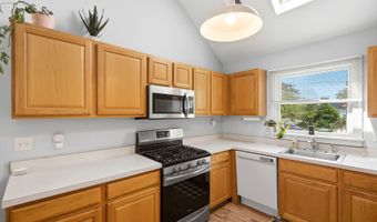 1349 Longboat Ave, Beachwood, NJ 08722