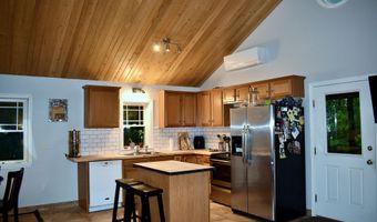 7 Mossy Ridge Rd, Belfast, ME 04915