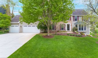 3025 Woods Creek Ln, Algonquin, IL 60102