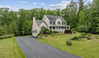 60 Lady Slipper Ln, Chester, NH 03036