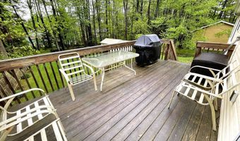 129 Birchwood Rd, Blakeslee, PA 18610