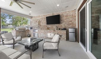 18155 Creek Hollow Rd, Baton Rouge, LA 70817