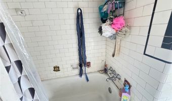 2016 13th St SW, Akron, OH 44314