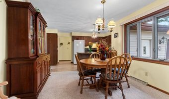 W5825 CTY RD O, Appleton, WI 54913