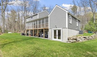 31 Manor Rd, Bolton, MA 01740