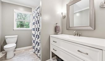 180 Pruitt Dr, Alpharetta, GA 30004