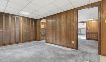 6 Bruce Dr, North Smithfield, RI 02896