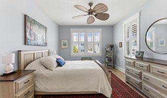 244 14th St, Avalon, NJ 08202