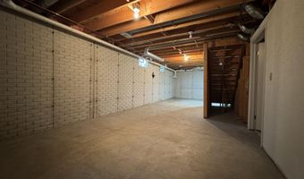 3118 Planeview Dr, Adrian, MI 49221