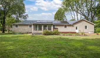 38 Greenwood Rd, North Kingstown, RI 02852