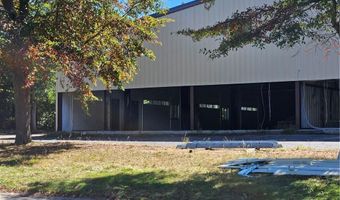 120 Broad Common Rd, Bristol, RI 02809