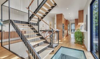 160 Park Pl, Arnolds Park, IA 51331