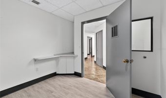 220 N WESTMONTE Dr A, Altamonte Springs, FL 32714