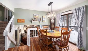 446 Adaway Ave SE, Ada, MI 49301