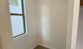 2012 Dekooning Ave SE, Albuquerque, NM 87106