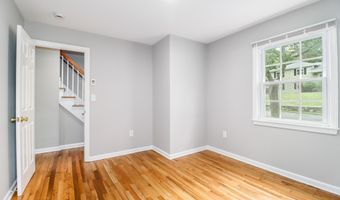 17 Alan Ave, Danbury, CT 06811