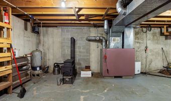 2672 N Belfast Ave, Augusta, ME 04330