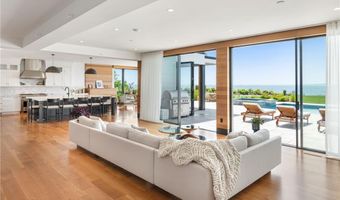 511 Ocean Ave, Newport, RI 02840