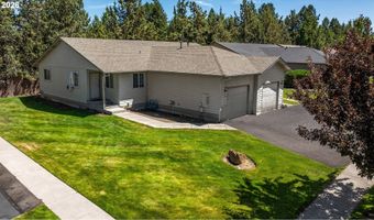 726 NE SAVANNAH Dr, Bend, OR 97701