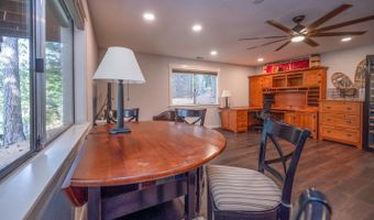 2641 Chamonix Dr, Arnold, CA 95223