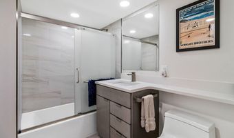 8004 PARK OVERLOOK Dr, Bethesda, MD 20817