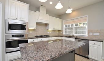 300 Sutton Glen Dr, Apex, NC 27523