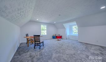 27 Garland Ball Dr, Alexander, NC 28701