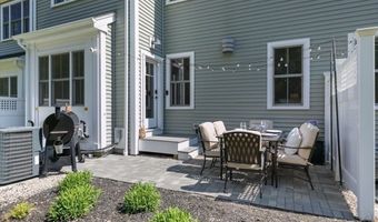 21 Bailey Pond Ln 21, Amesbury, MA 01913