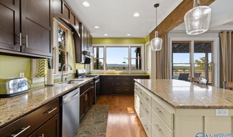 825 Dogwood Ln, Ashville, AL 35953