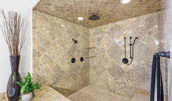 2960 American River Ln, Las Vegas, NV 89135