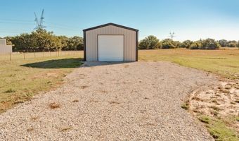 170 Rolling Hills Blvd, Alvord, TX 76225