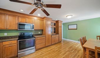 133 Russell Ln, Abington, MA 02351