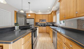 2089 Whispering Oaks Dr NE, Alexandria, MN 56308