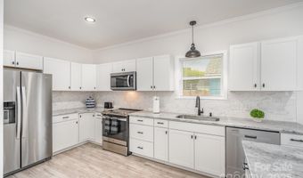 1017 Pegram St, Charlotte, NC 28205