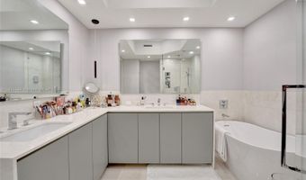 19900 E Country Club Dr TS16, Aventura, FL 33180