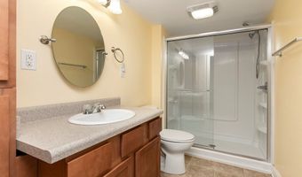 839 Poe Ave, Ames, IA 50014