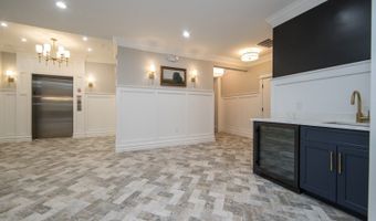 2435 Lamington Rd 18, Bedminster, NJ 07921