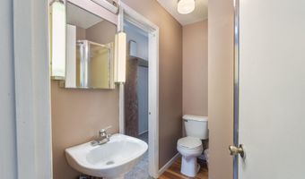 7035 Point View Rd, Benton, AR 72015