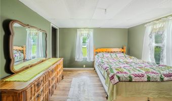 27 Locust St, Alverda, PA 15710