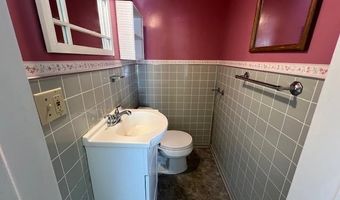 1010 W Vly, Adrian, MI 49221