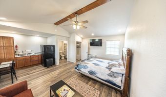 220 Ponds Dr, Afton, OK 74331