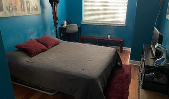 1000 N RANDOLPH St 104, Arlington, VA 22201